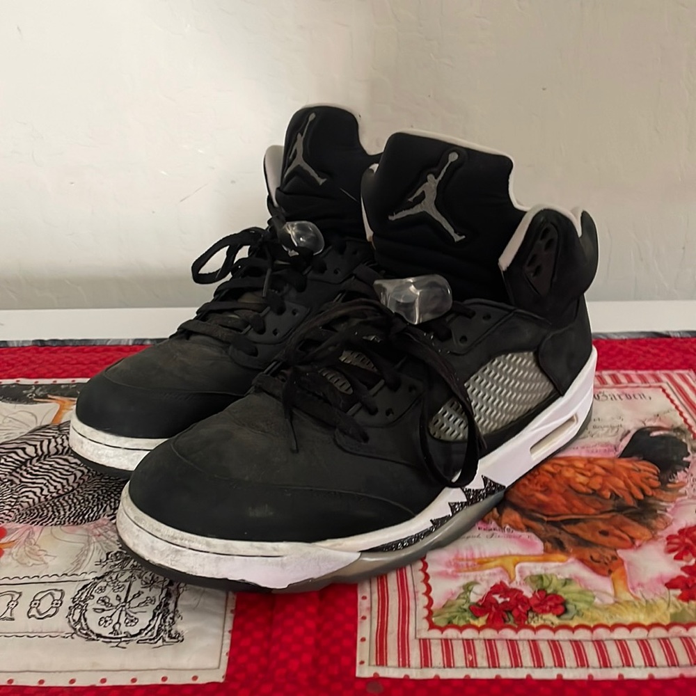 Jordan 5 Oreo colorway